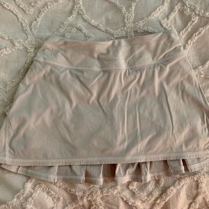 White lululemon skirt